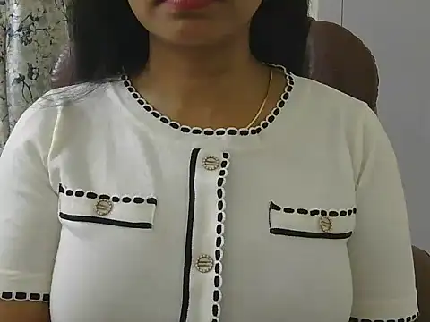 Snapshot of MISS_SOMIYA chatting on 03/23/26, 07:07 MISS SOMIYA online show from 03/23/26, 07:07