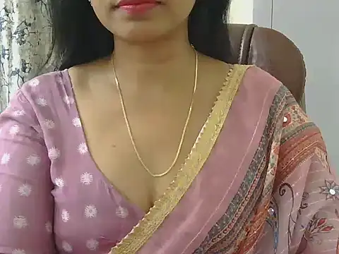 Snapshot of MISS_SOMIYA chatting on 03/26/26, 06:46 MISS SOMIYA online show from 03/26/26, 06:46