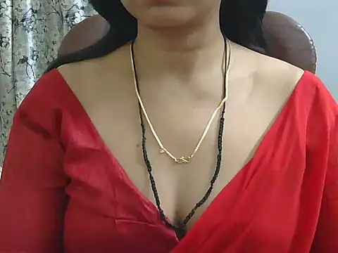 Snapshot of MISS_SOMIYA chatting on 03/28/26, 07:02 MISS SOMIYA online show from 03/28/26, 07:02