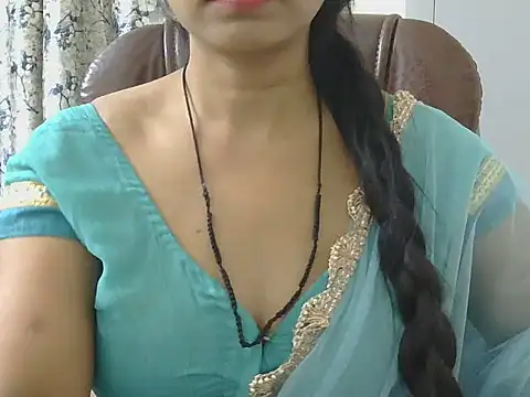 Snapshot of MISS_SOMIYA chatting on 04/06/26, 05:47 MISS SOMIYA online show from 04/06/26, 05:47