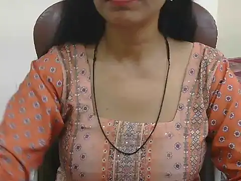 Snapshot of MISS_SOMIYA chatting on 07/07/26, 05:28 MISS SOMIYA online show from 07/07/26, 05:28