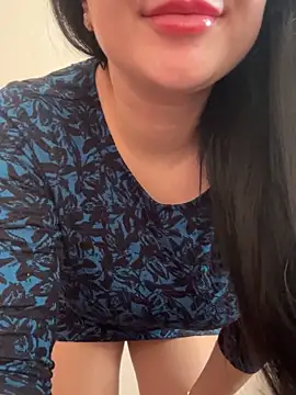 Molly-molly- online show from 11/11/25, 11:10