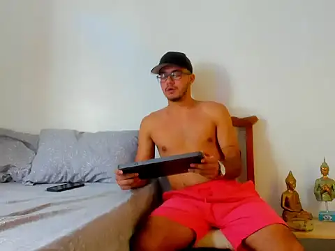 Dusan greyy online show from 09/26/25, 07:07