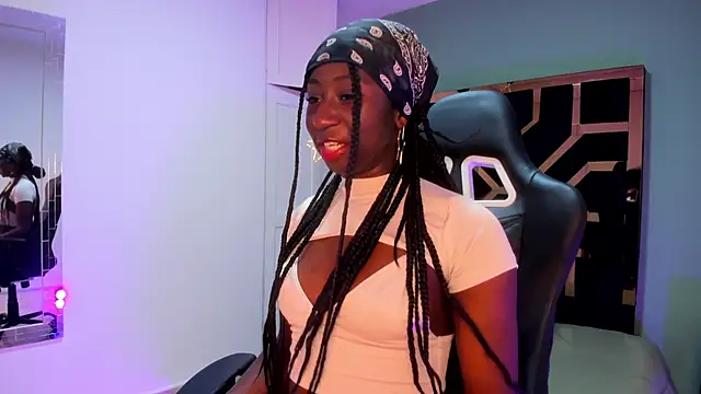 Madison Monroe  online show from 09/16/25, 11:33