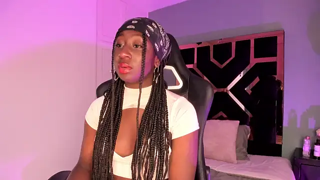 Madison Monroe  online show from 09/20/25, 11:33