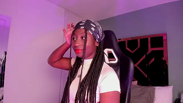 Madison Monroe  online show from 09/23/25, 11:35