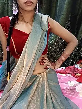 Snapshot of Drive_girl chatting on 11/21/25, 07:23 Drive girl online show from 11/21/25, 07:23