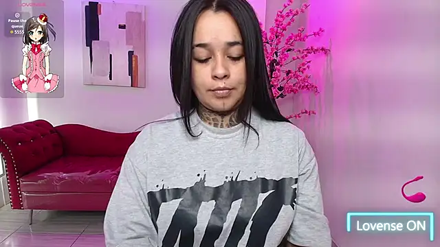 Snapshot of Black_roseee chatting on 11/15/25, 04:10 Black roseee online show from 11/15/25, 04:10