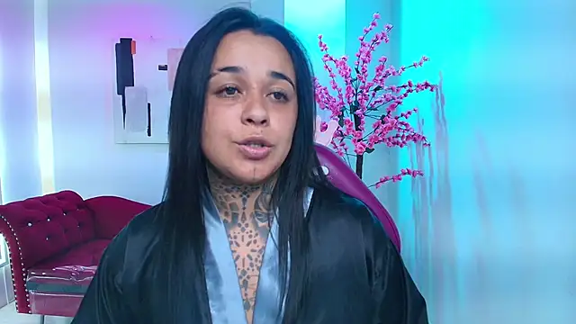 Snapshot of Black_roseee chatting on 12/05/25, 08:01 Black roseee online show from 12/05/25, 08:01