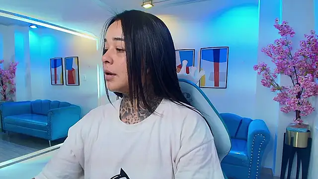 Black roseee online show from 03/18/26, 04:04