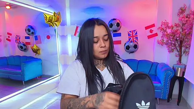 Black roseee online show from 07/16/26, 03:45