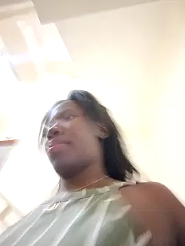 Rossie-Cameron online show from 11/19/25, 01:00