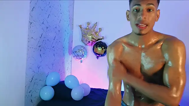 lorian vikel online show from 11/17/25, 08:58