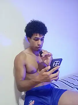 Snapshot of lorian_vikel chatting on 07/11/26, 03:53 lorian vikel online show from 07/11/26, 03:53