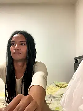 Snapshot of Briannyte23 chatting on 09/12/25, 06:02 Briannyte23 online show from 09/12/25, 06:02