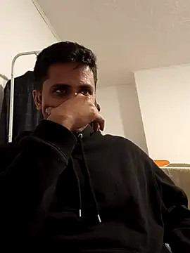 Snapshot of eyepach96 chatting on 09/26/25, 09:41 eyepach96 online show from 09/26/25, 09:41