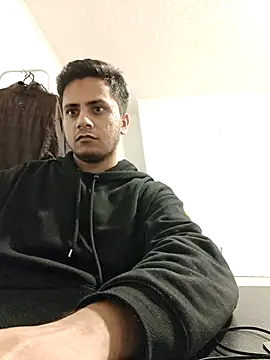 Snapshot of eyepach96 chatting on 10/04/25, 11:36 eyepach96 online show from 10/04/25, 11:36