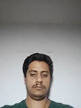 Snapshot of eyepach96 chatting on 11/17/25, 12:49 eyepach96 online show from 11/17/25, 12:49