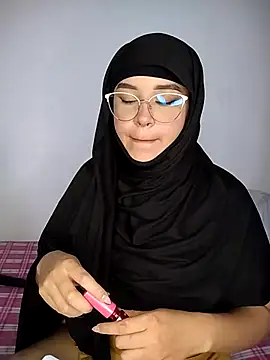 rhizanthella  online show from 09/15/25, 09:37