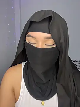 rhizanthella  online show from 12/13/25, 08:04