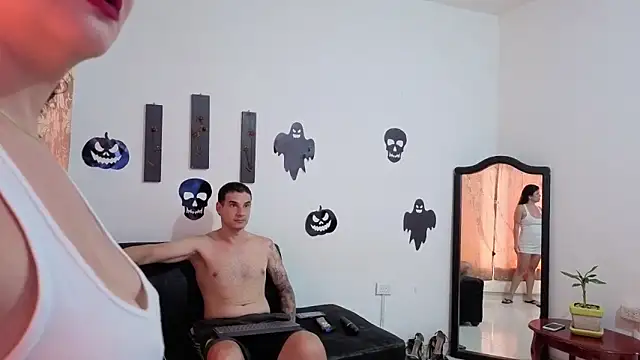 kloe-robert online show from 10/08/25, 02:14