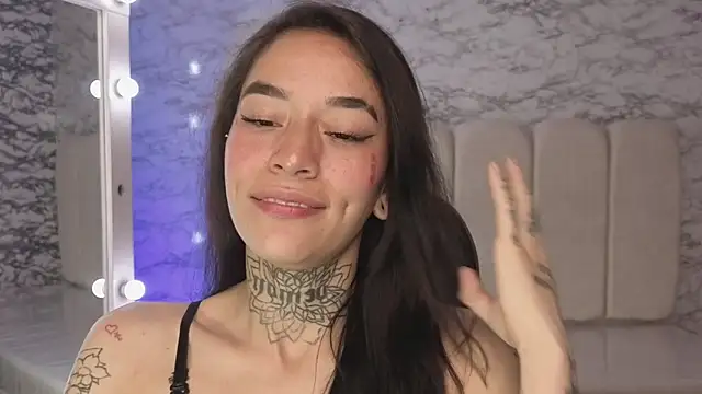 Snapshot of kataleya_t chatting on 09/19/25, 03:52 kataleya t online show from 09/19/25, 03:52