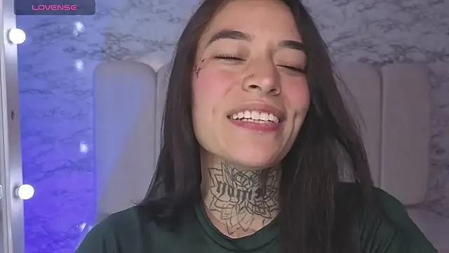 Snapshot of kataleya_t chatting on 09/20/25, 03:40 kataleya t online show from 09/20/25, 03:40