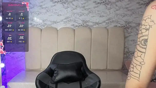 Snapshot of kataleya_t chatting on 10/23/25, 03:55 kataleya t online show from 10/23/25, 03:55