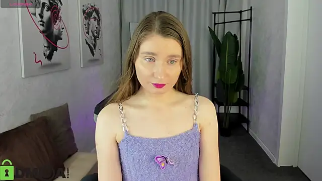 Snapshot of Raybe-Vins chatting on 06/15/26, 05:26 Raybe-Vins online show from 06/15/26, 05:26