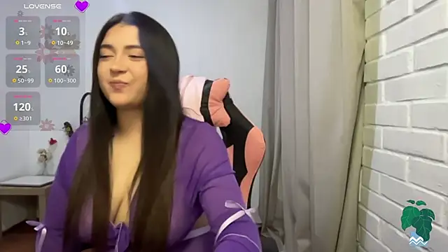 Snapshot of valentinauwu chatting on 04/08/26, 01:38 valentinauwu online show from 04/08/26, 01:38