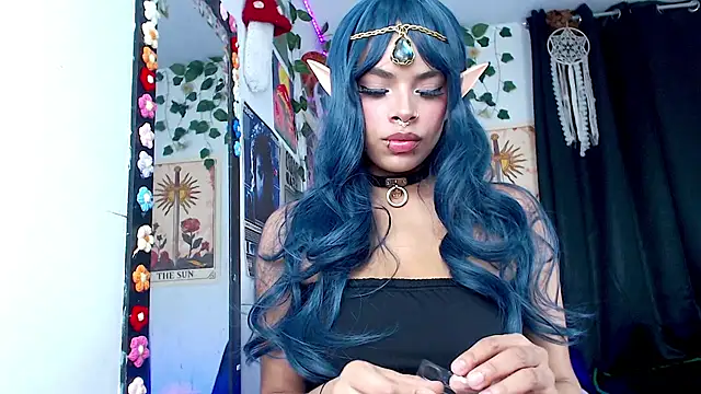 Raven luv online show from 10/10/25, 01:15