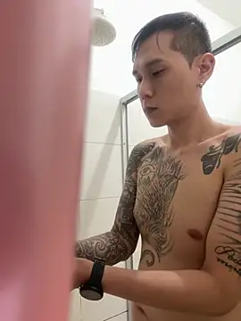 Snapshot of samuelcher chatting on 11/15/25, 03:48 samuelcher online show from 11/15/25, 03:48