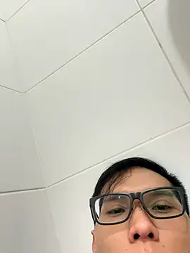 Snapshot of samuelcher chatting on 01/09/26, 02:03 samuelcher online show from 01/09/26, 02:03