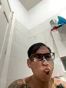 Snapshot of samuelcher chatting on 01/11/26, 05:01 samuelcher online show from 01/11/26, 05:01