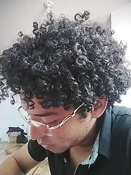 ThiagoFernandezChancay25 online show from 02/21/26, 05:14