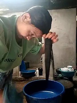 Snapshot of kemtuoi-sex chatting on 04/13/26, 12:05 kemtuoi-sex online show from 04/13/26, 12:05