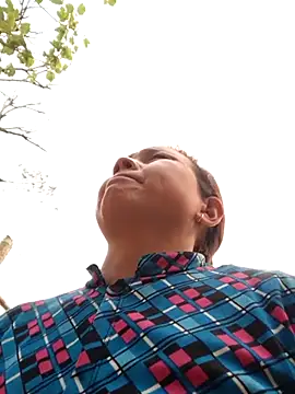 Snapshot of kemtuoi-sex chatting on 04/15/26, 10:00 kemtuoi-sex online show from 04/15/26, 10:00