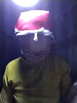 Snapshot of -Xuka-200 chatting on 03/21/26, 12:43 -Xuka-200 online show from 03/21/26, 12:43