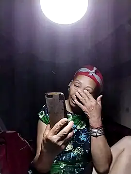 Snapshot of -Xuka-200 chatting on 04/02/26, 01:20 -Xuka-200 online show from 04/02/26, 01:20