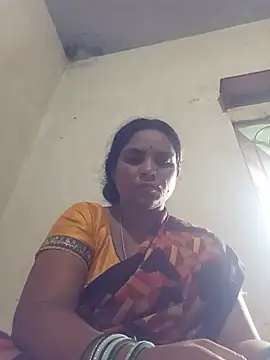 Snapshot of Notyriya7 chatting on 07/10/26, 11:35 Notyriya7 online show from 07/10/26, 11:35