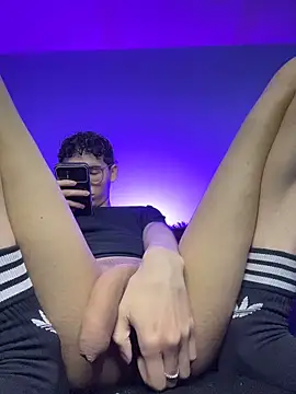 Snapshot of Eliot_Haworth chatting on 11/22/25, 12:09 Eliot Haworth online show from 11/22/25, 12:09