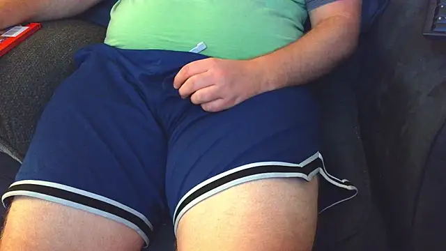 Snapshot of thighguy30 chatting on 10/02/25, 08:27 thighguy30 online show from 10/02/25, 08:27