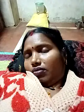 Snapshot of Cm_pooja chatting on 11/07/25, 09:48 Cm pooja online show from 11/07/25, 09:48