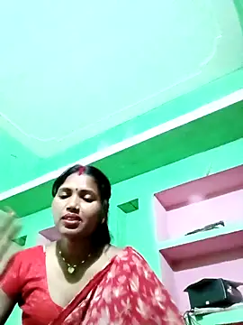 Snapshot of Cm_pooja chatting on 03/07/26, 07:00 Cm pooja online show from 03/07/26, 07:00