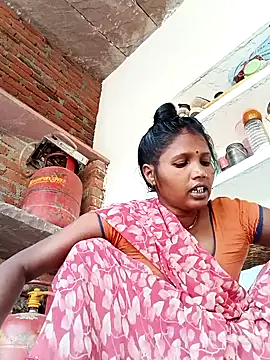 Snapshot of Cm_pooja chatting on 07/14/26, 04:06 Cm pooja online show from 07/14/26, 04:06