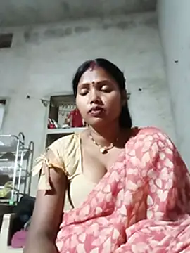 Snapshot of Cm_pooja chatting on 08/05/26, 06:11 Cm pooja online show from 08/05/26, 06:11