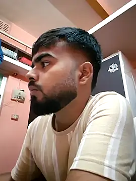 Snapshot of soniriyaa010101 chatting on 11/08/25, 01:11 soniriyaa010101 online show from 11/08/25, 01:11