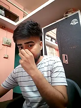 soniriyaa010101 online show from 04/01/26, 05:43