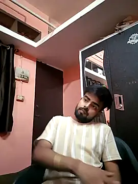 soniriyaa010101 online show from 04/06/26, 06:03