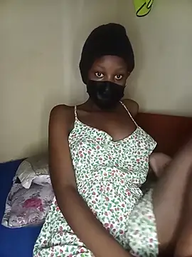 Snapshot of 079145 chatting on 10/19/25, 09:54 079145 online show from 10/19/25, 09:54